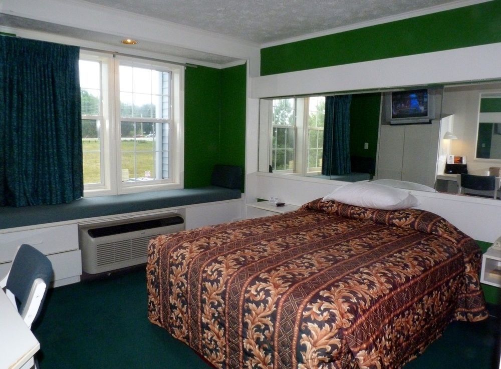 Holiday Lodge - Greensboro/Lake Oconee Экстерьер фото